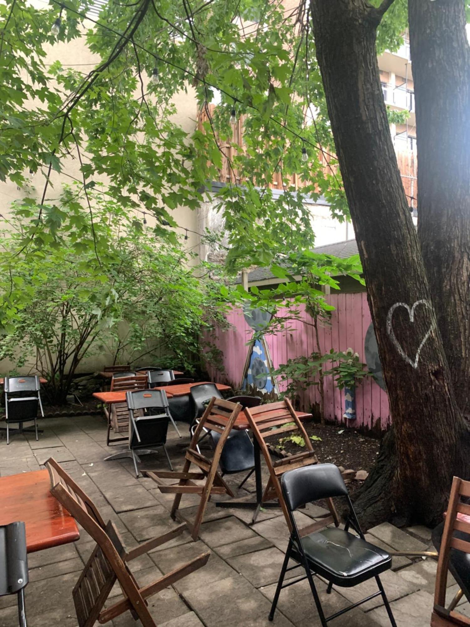 Pensione Popolo Montreal Exteriér fotografie