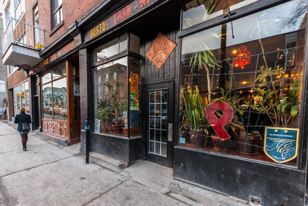Pensione Popolo Montreal Exteriér fotografie